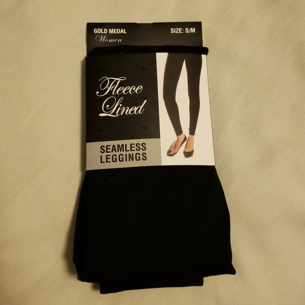 Black leggings
